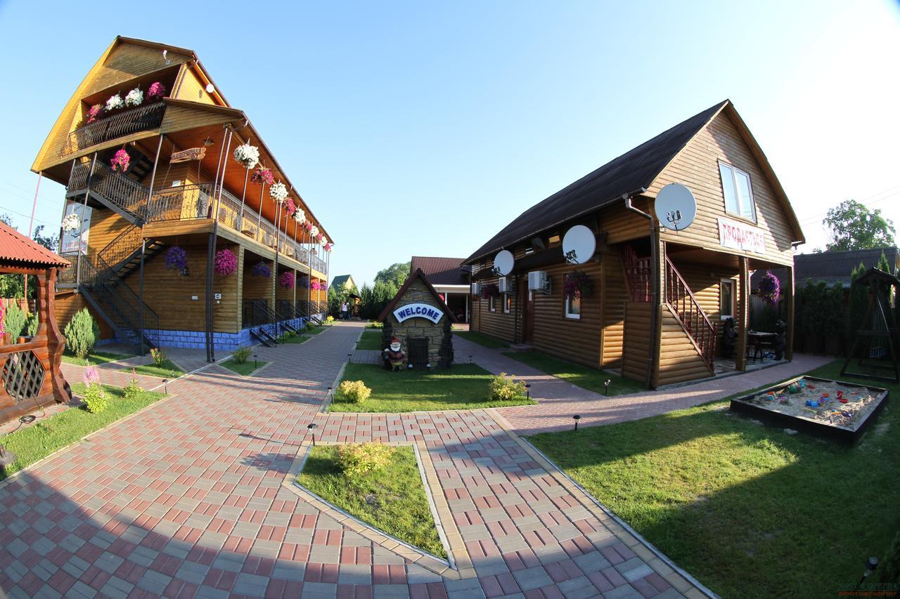 Hotel-Complex Mizh Triokh Ozer 스비티아즈 외부 사진